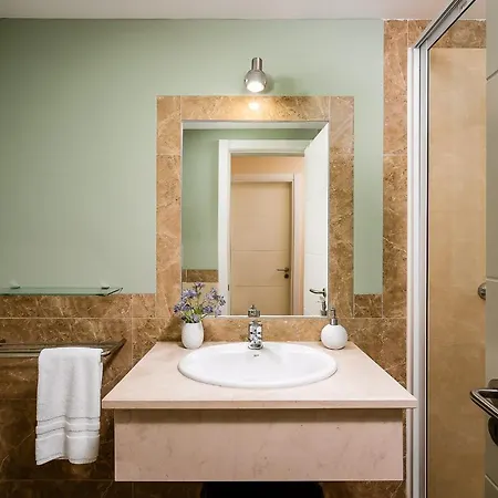 Apartment Luxrocha By Real Life Concierge